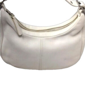 Vintage coach hobo bag creme color with dust cover
